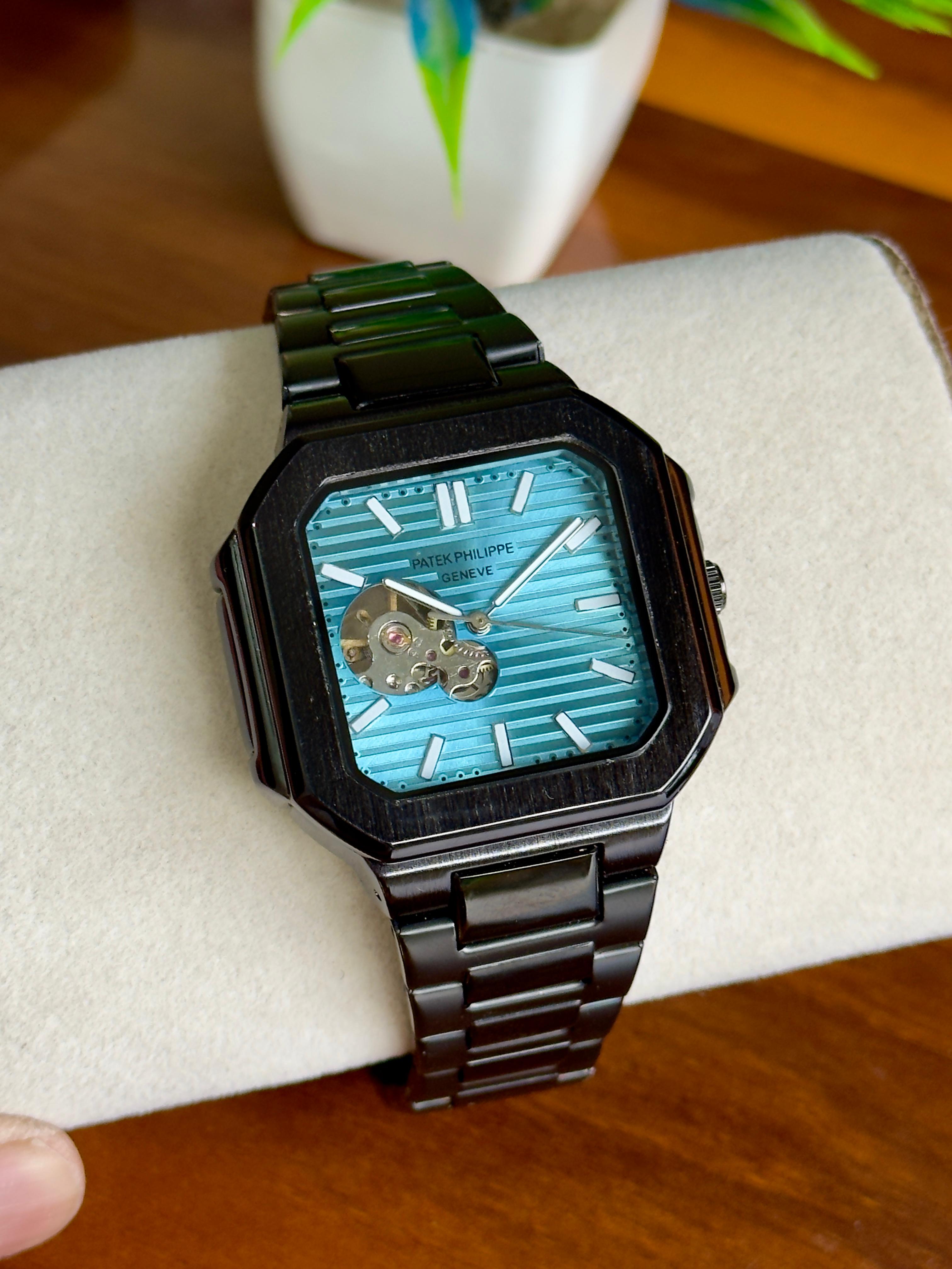 PP Nautilus Open-Heart Automatic