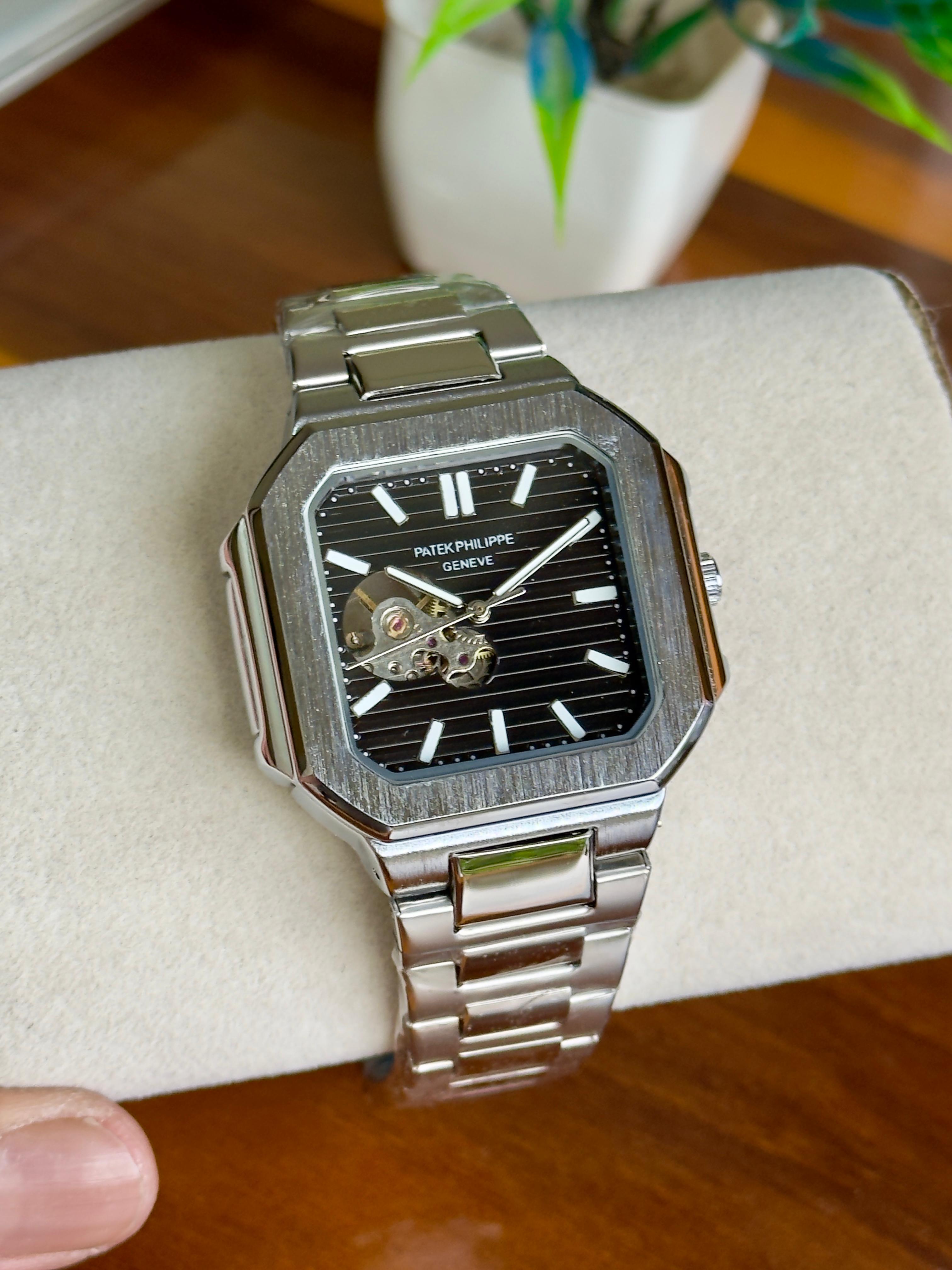 PP Nautilus Open-Heart Automatic
